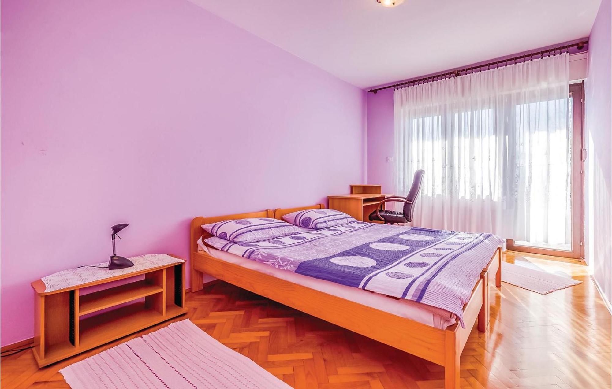 Beautiful Apartment In Novi Vinodolski Esterno foto